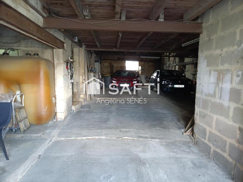 Maison - 200 m² - 9 pièces