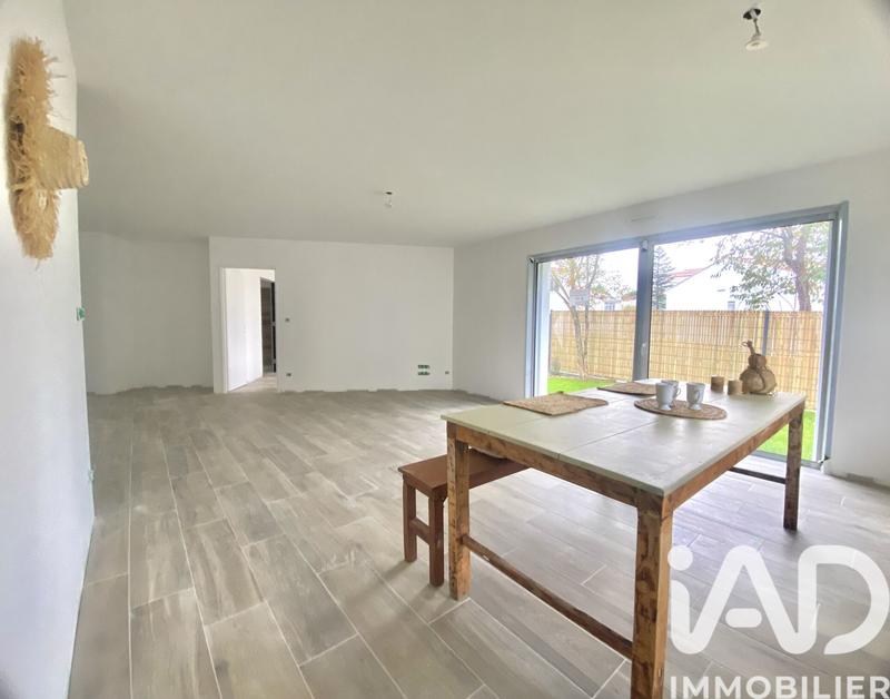 Maison - 100 m² - 4 pièces