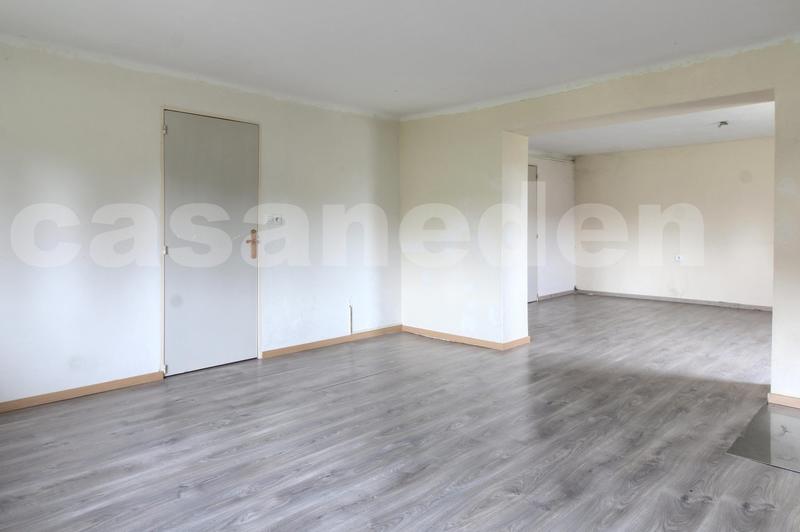 Maison - 300 m² - 5 pièces