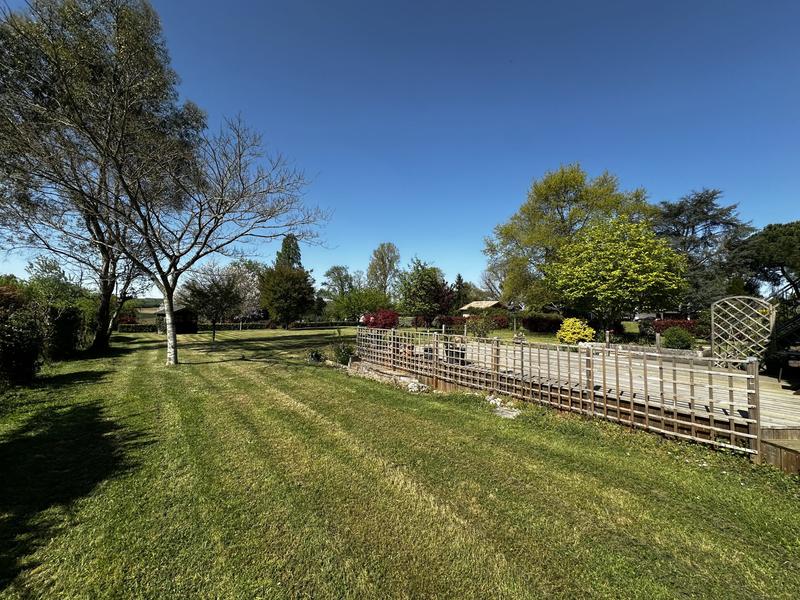 Maison traditionnelle - 100 m² - 5 pièces