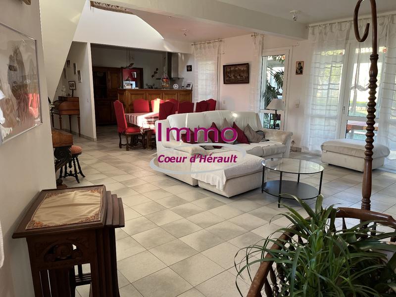 Villa - 152 m² - 6 pièces