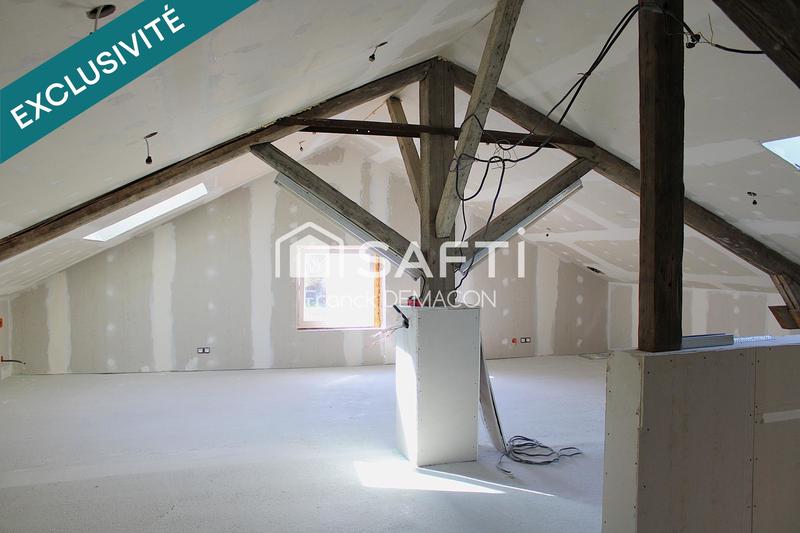 Maison - 318 m² - 9 pièces