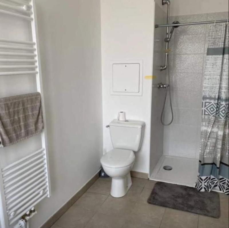 Studio - 25 m² - 1 pièce