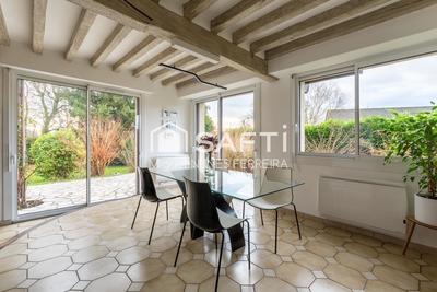 Maison - 127 m² - 5 pièces