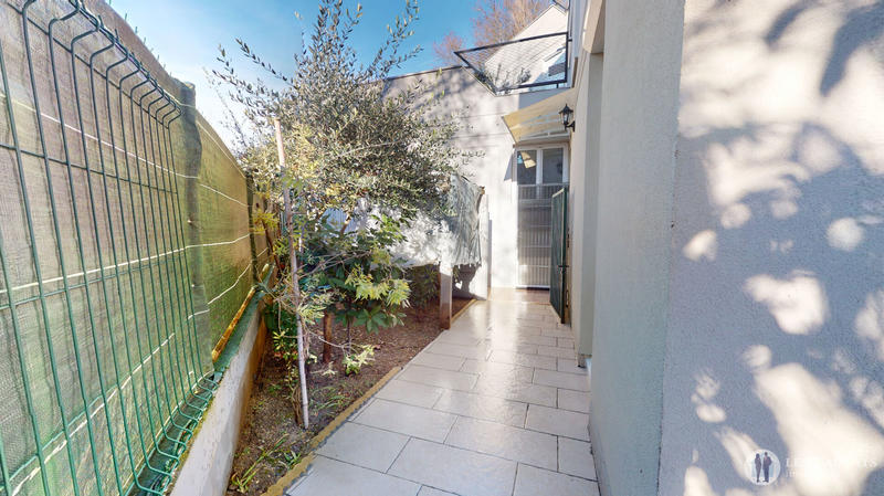 Appartement - 84 m² - 3 pièces