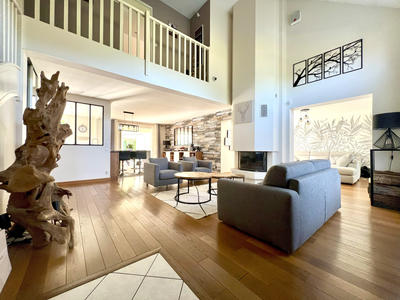 Villa - 180 m² - 7 pièces