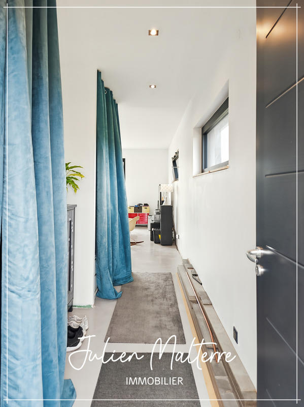 Maison - 147 m² - 6 pièces