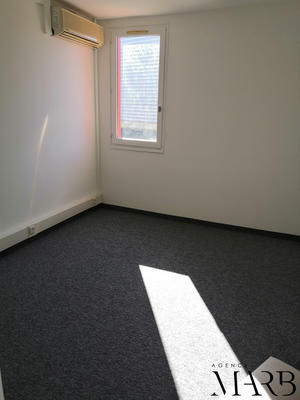 Bureau - 12 m²