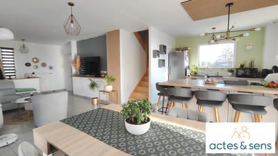 Maison - 114 m² - 5 pièces