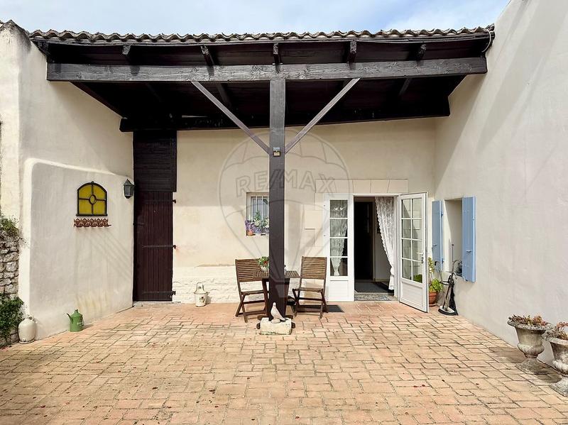 Maison - 159 m² - 5 pièces