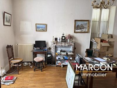 Maison - 177 m² - 7 pièces