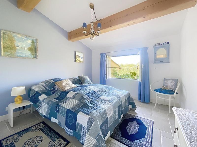 Villa - 253 m² - 8 pièces