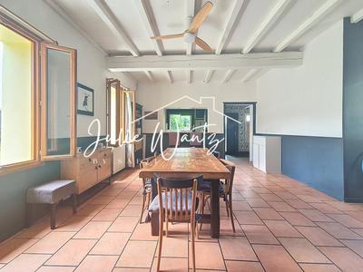 Maison - 186 m² - 6 pièces