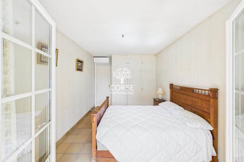 Maison - 146 m² - 6 pièces