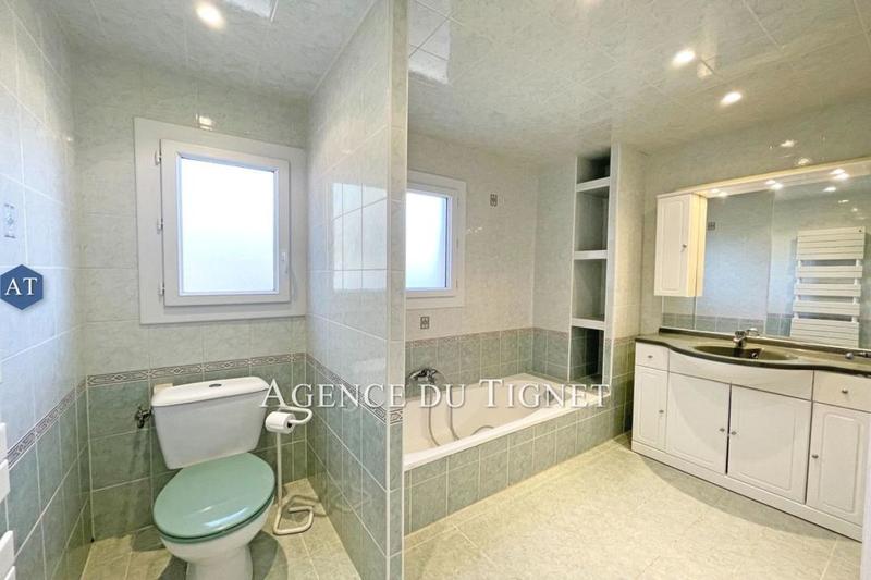 Appartement - 142 m² - 6 pièces