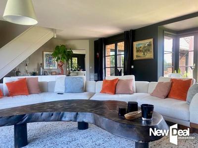 Maison d'architecte - 211 m² - 8 pièces