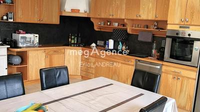 Maison - 99 m² - 4 pièces