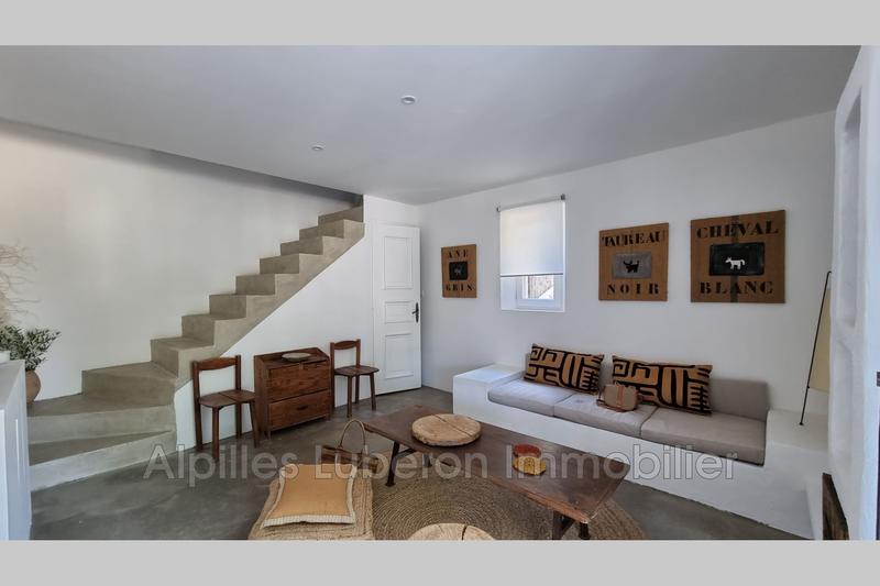 Maison - 400 m² - 5 pièces