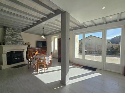 Maison de bourg - 133 m² - 7 pièces