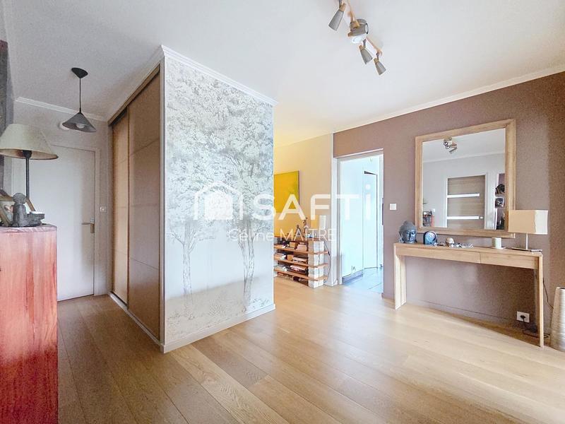 Appartement - 100 m² - 4 pièces