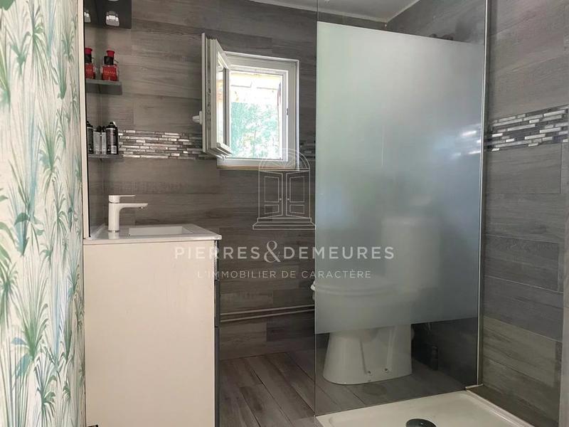 Propriété - 137 m² - 4 pièces