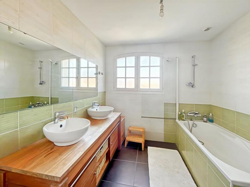 Maison - 138 m² - 4 pièces