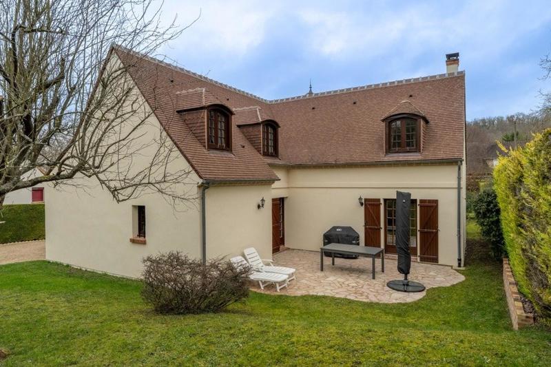 Maison - 168 m² - 7 pièces