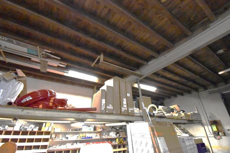 Grange - 160 m² - 2 pièces