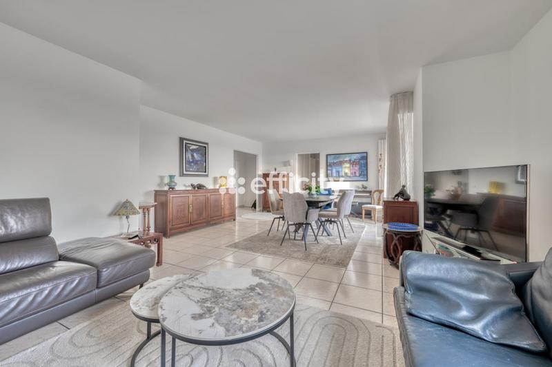 Appartement - 144 m² - 7 pièces