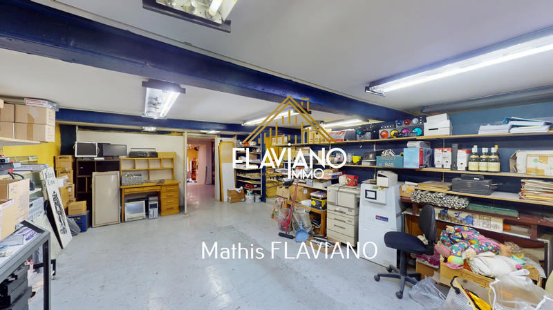 Local commercial - 264 m²