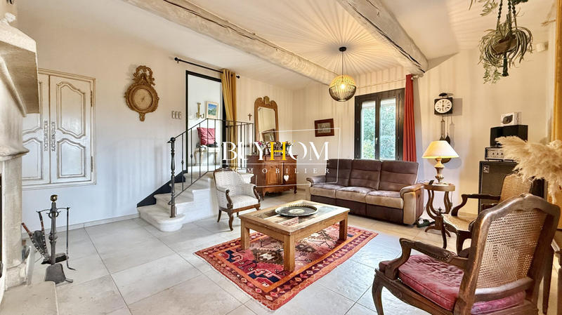 Maison - 180 m² - 5 pièces