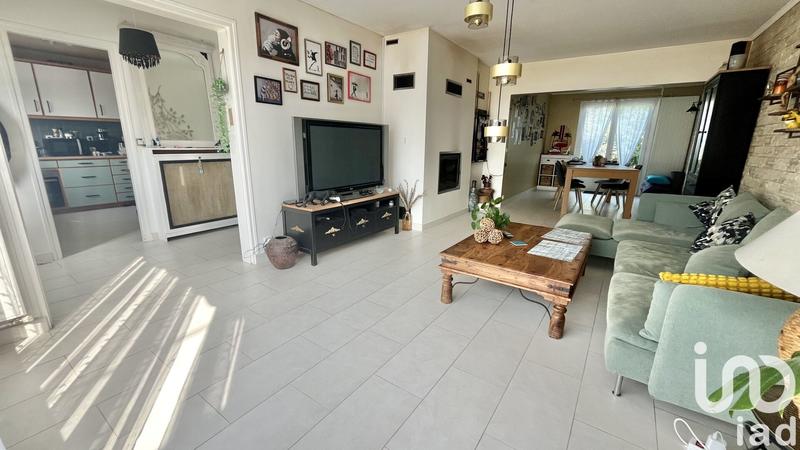 Maison - 199 m² - 8 pièces