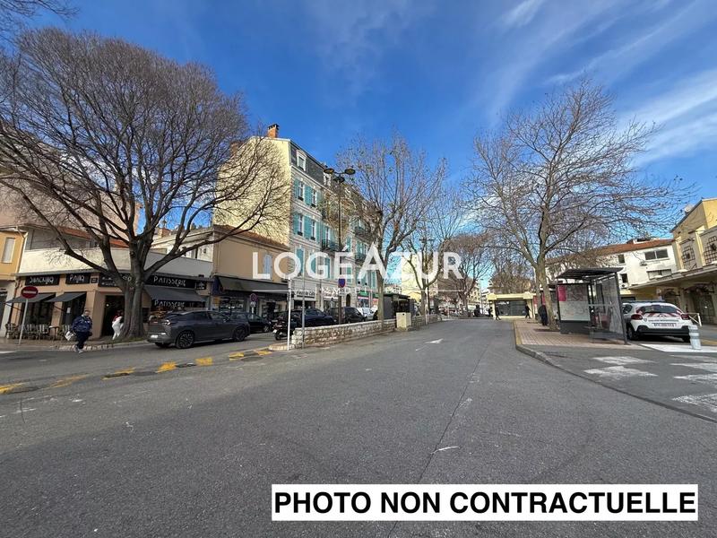 Fonds de commerce - 107 m²