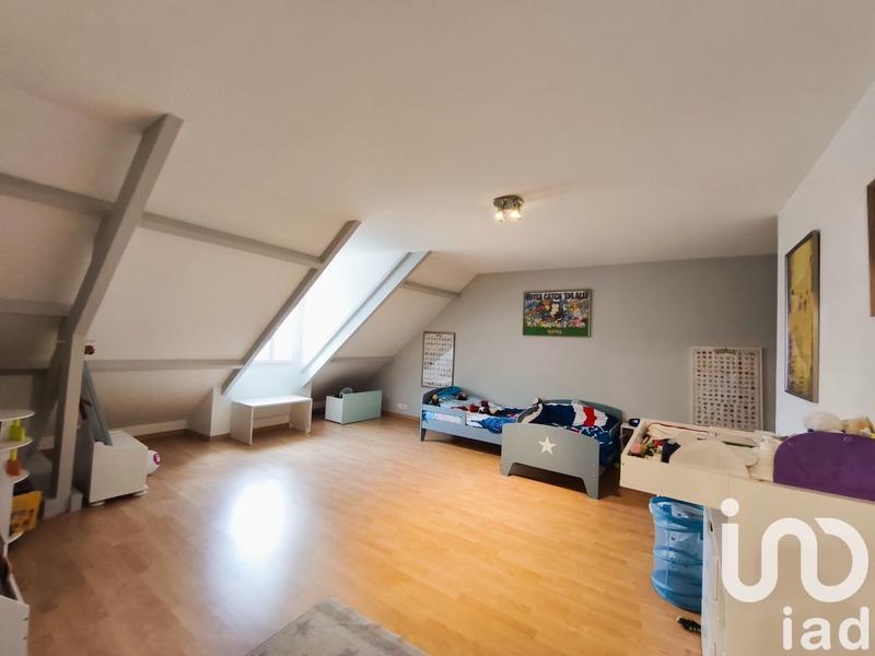 Maison - 243 m² - 7 pièces