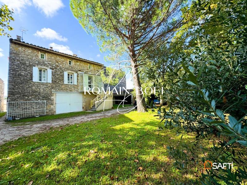 Maison - 283 m² - 12 pièces