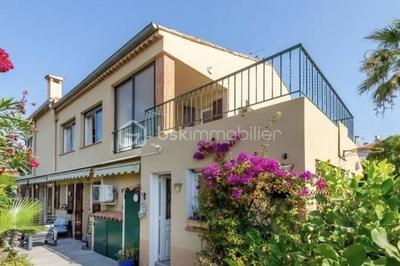 Villa - 164 m² - 6 pièces