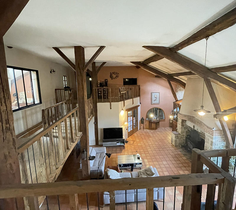 Maison - 289 m² - 7 pièces