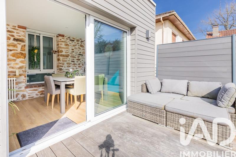 Maison - 104 m² - 6 pièces