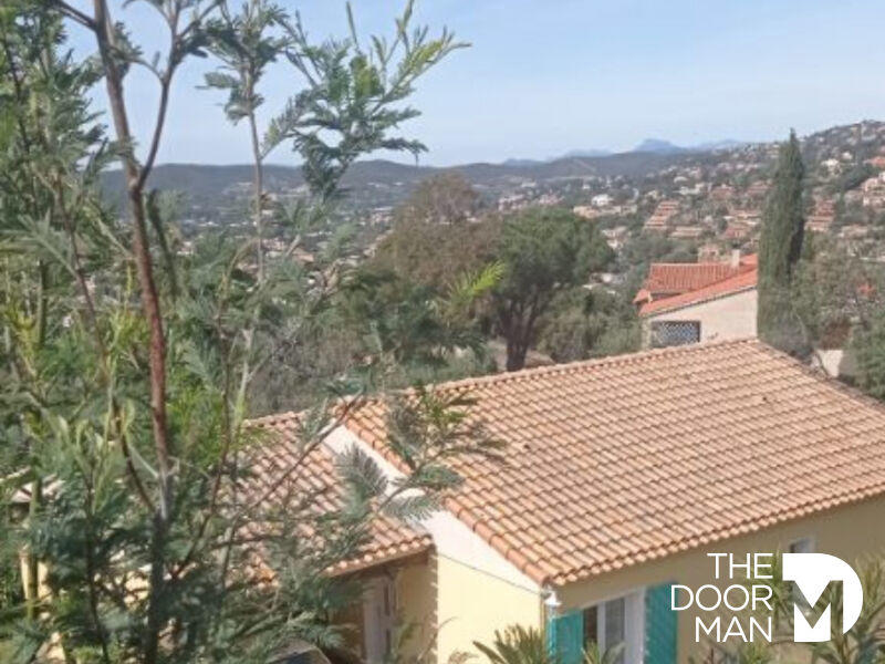 Propriété - 89 m² - 4 pièces