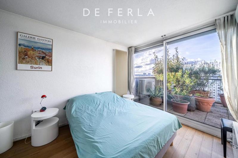 Appartement - 133 m² - 6 pièces