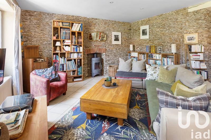 Maison - 168 m² - 8 pièces