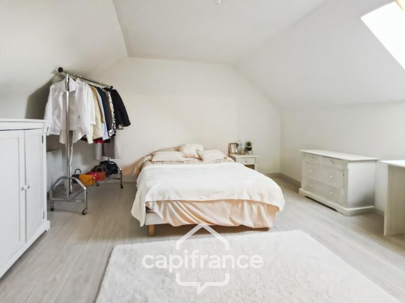 Maison - 188 m² - 9 pièces