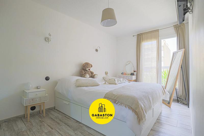 Appartement - 85 m² - 4 pièces