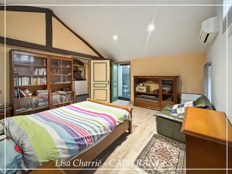 Maison en pierre - 236 m² - 8 pièces