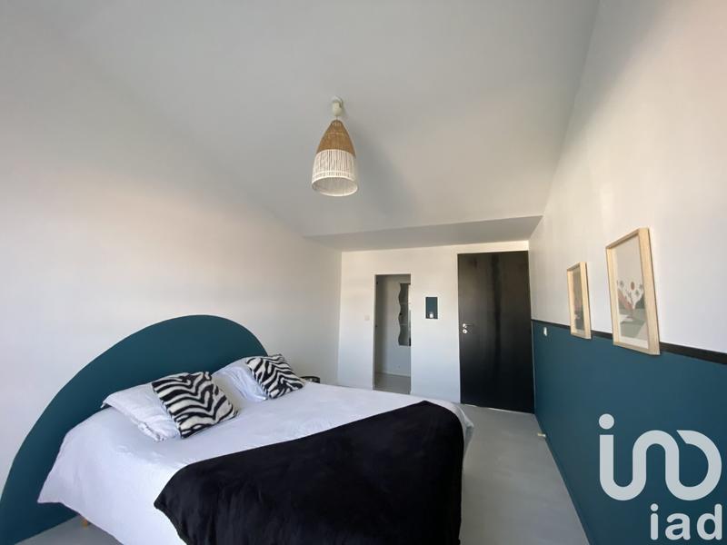 Maison - 239 m² - 7 pièces