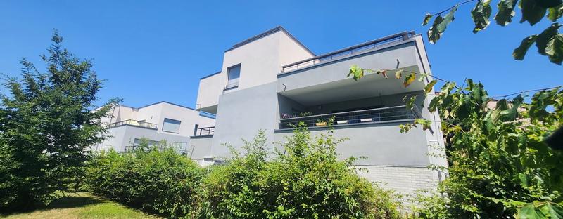 Studio - 32 m² - 1 pièce