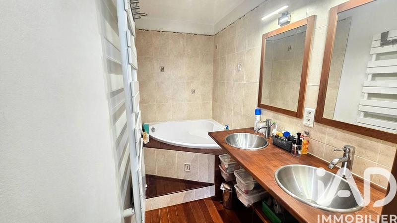 Maison de ville - 207 m² - 7 pièces