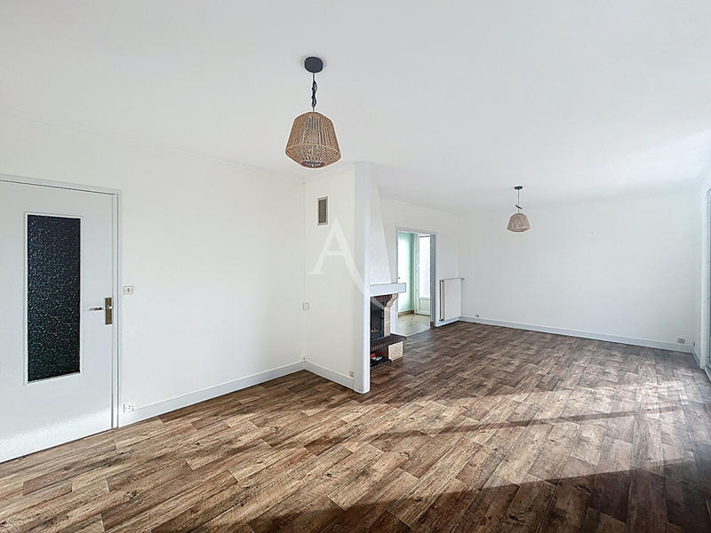 Maison - 98 m² - 4 pièces