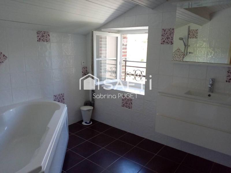 Maison - 144 m² - 8 pièces