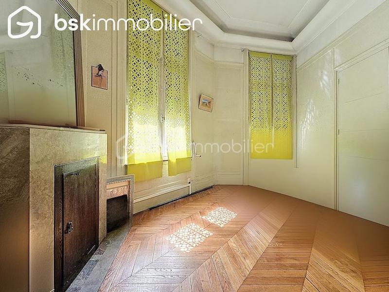 Maison de maîtres - 305 m² - 10 pièces